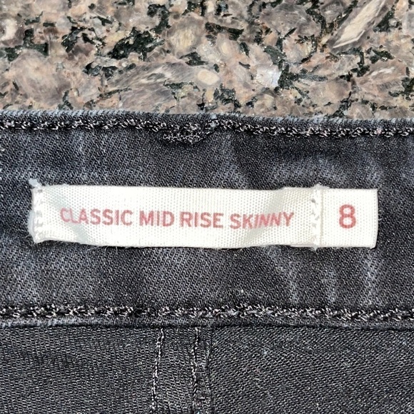 Levi’s Black Classic Mid Rise Skinny Jeans - Picture 5 of 9